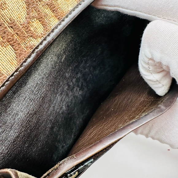 Dior Vintage Clasp Wallet - Picture 8 of 10